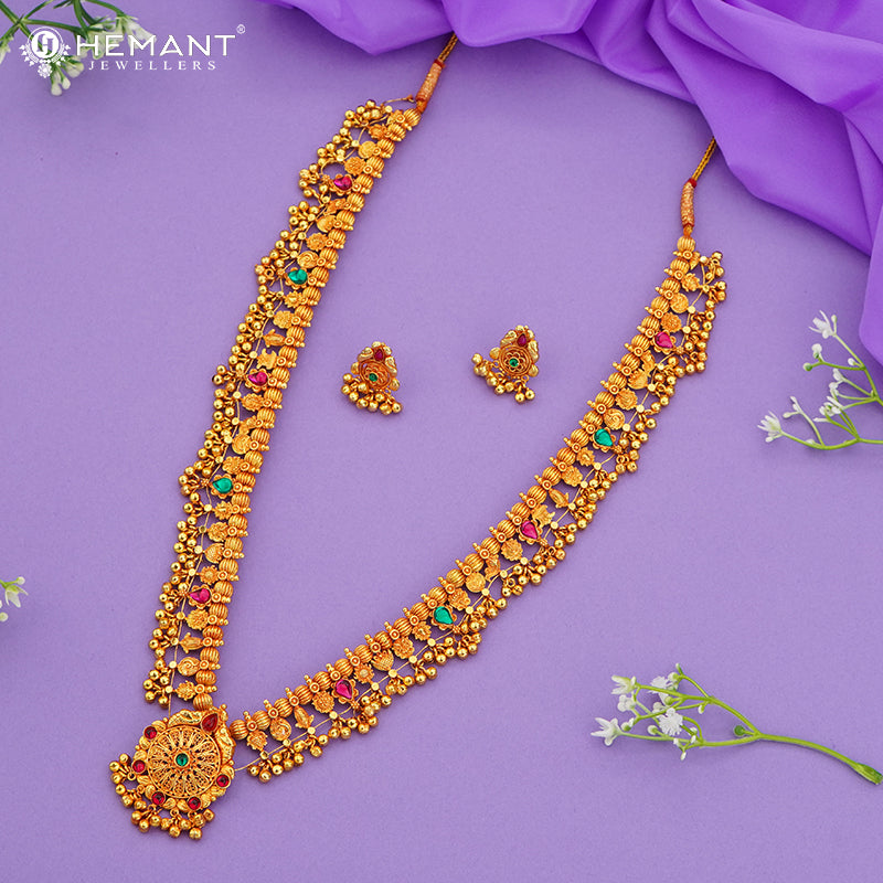 Antique Finish Saaj Jav Geru 5 Panadi 29 Pan Peacock Stone Pendant(with earrings)