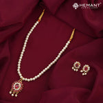 Traditional Maharashtrian Moti Mala Plain Karwari Gadha II Oval (with earrings)