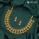 Traditional Maharashtrian Kolhapuri Peti Har 21 Peti 3 Paan Flower (with earrings)