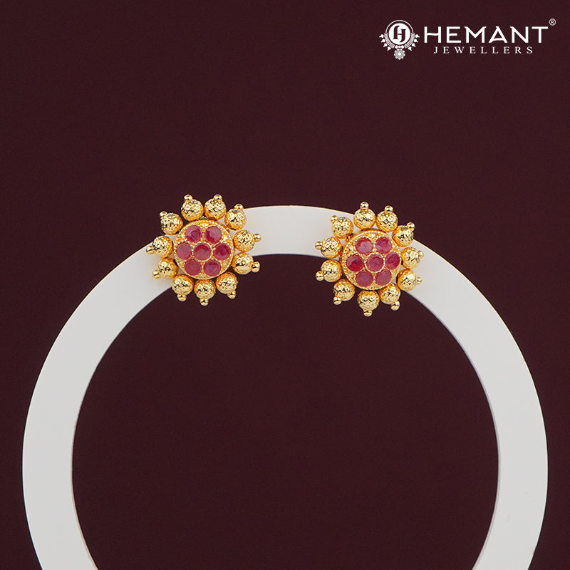 Traditional Red Stone Stud Earrings – 3846