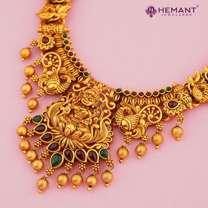 Antique Necklace 3931