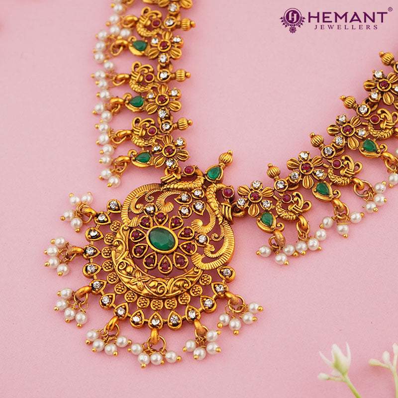 Antique Necklace 3935