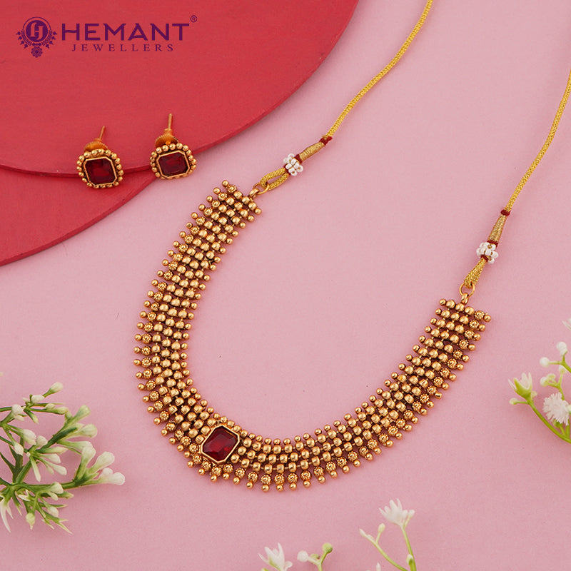 Antique Necklace 3969