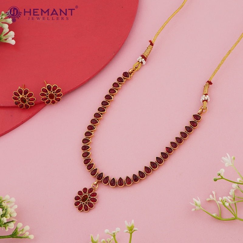Antique Necklace 3978-81