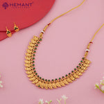 Antique Necklace 3986-89