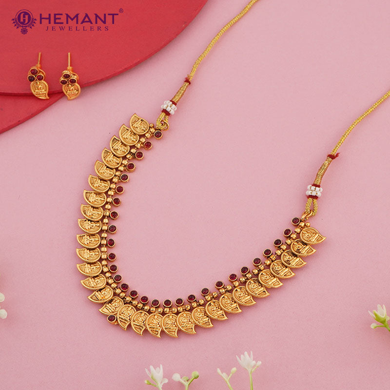 Antique Necklace 3986-89