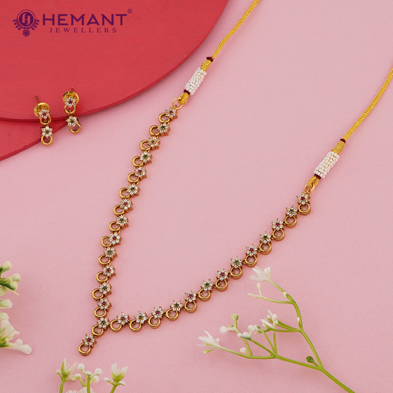 Antique Necklace 4019