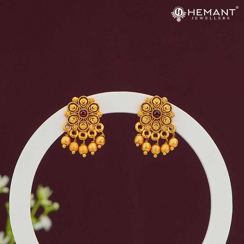 Antique Earrings 4051