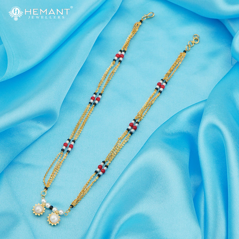 Traditional Maharashtrian Kolhapuri Short Mangalsutra Moti Powala Vati Press(18 inch)
