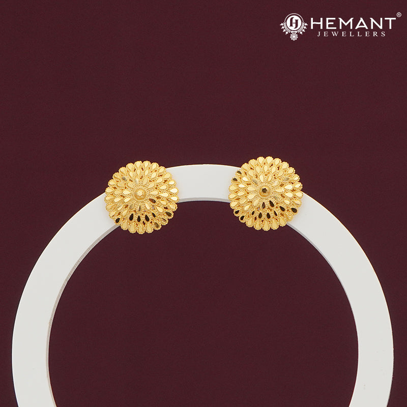 Classic Round Forming Gold Studs – 4327