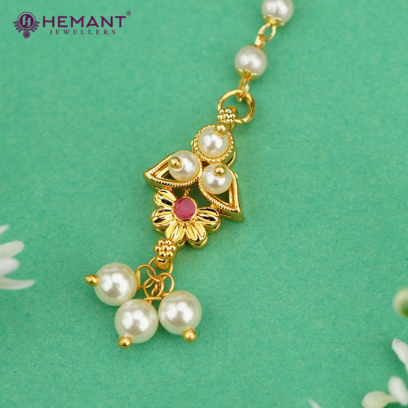 Pearl Chain Maang Tikka with Floral Motif– 4385