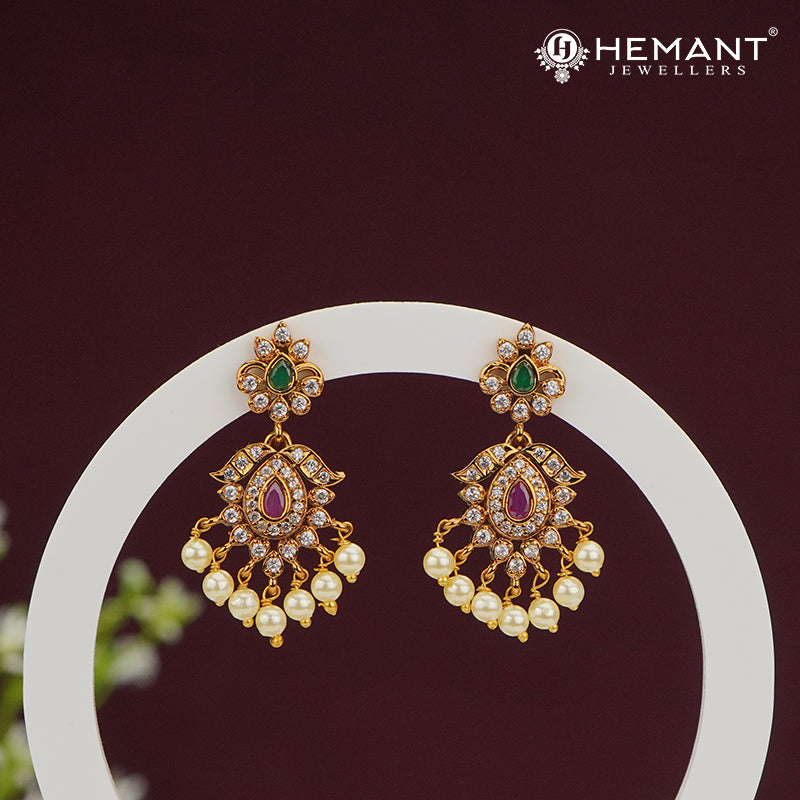Royal Drop-Shaped CZ Pearl Earrings – 4475