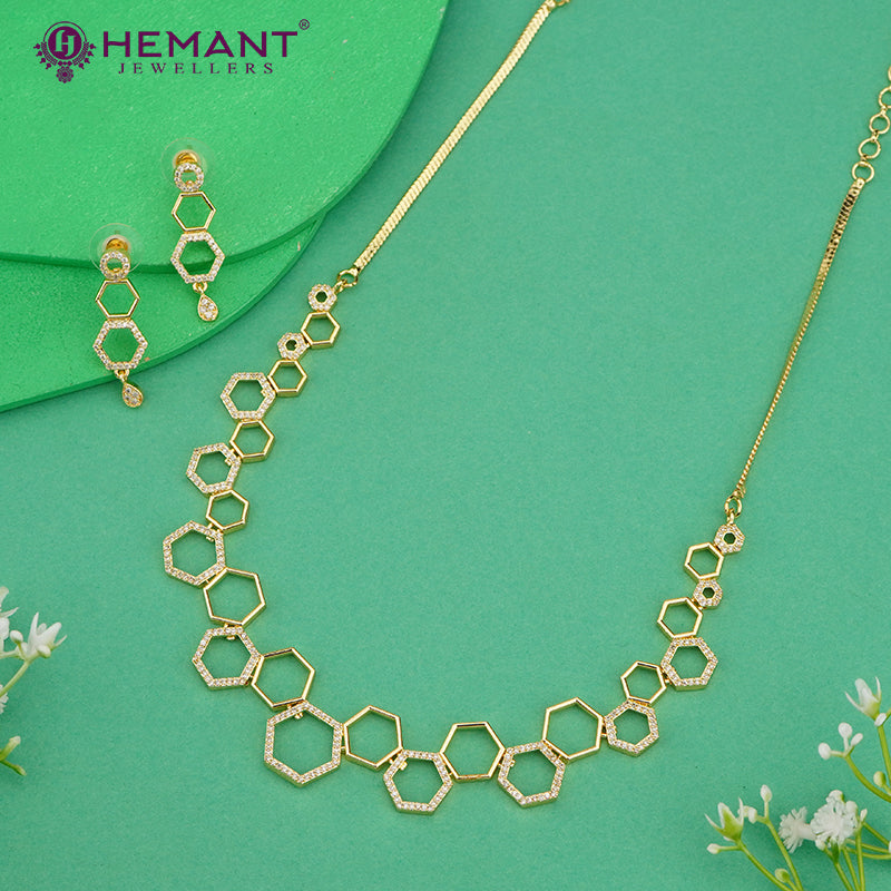 Gold-Finish Interlinked Hexagon Necklace Set with Zircon Highlights – 4621