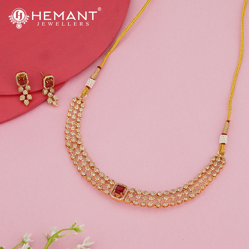 Diamond-Cut Cluster Choker with Changeable Center Stone – 4628