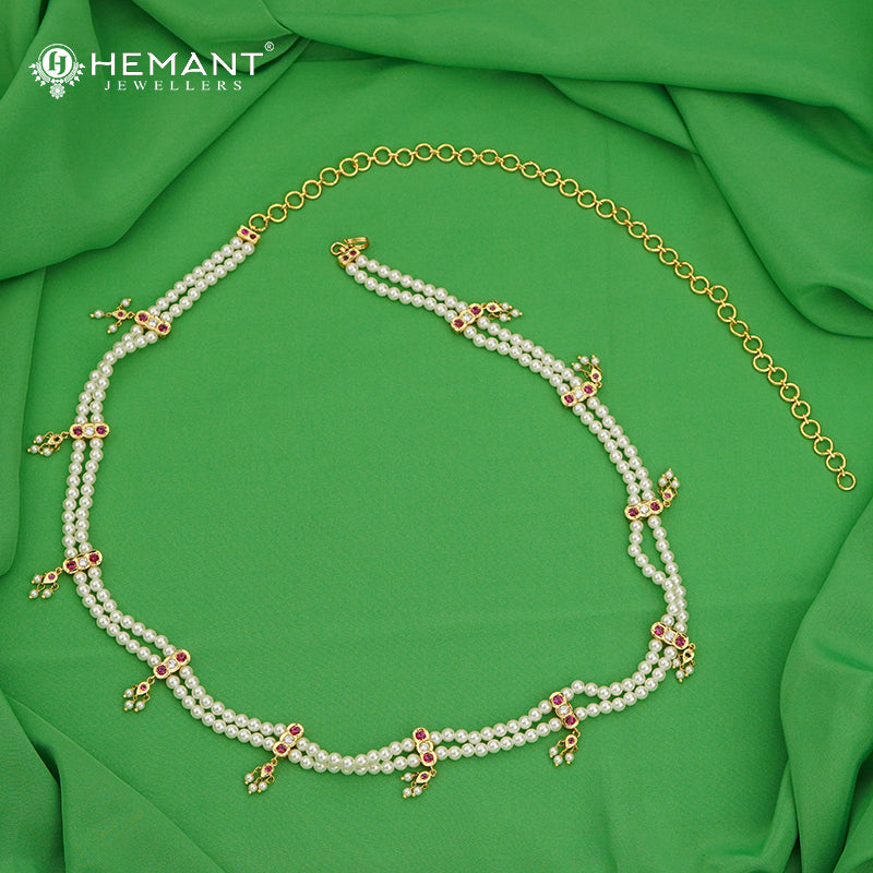 Traditional Maharashtrian Kolhapuri Kamarpatta Moti Chinch Peti