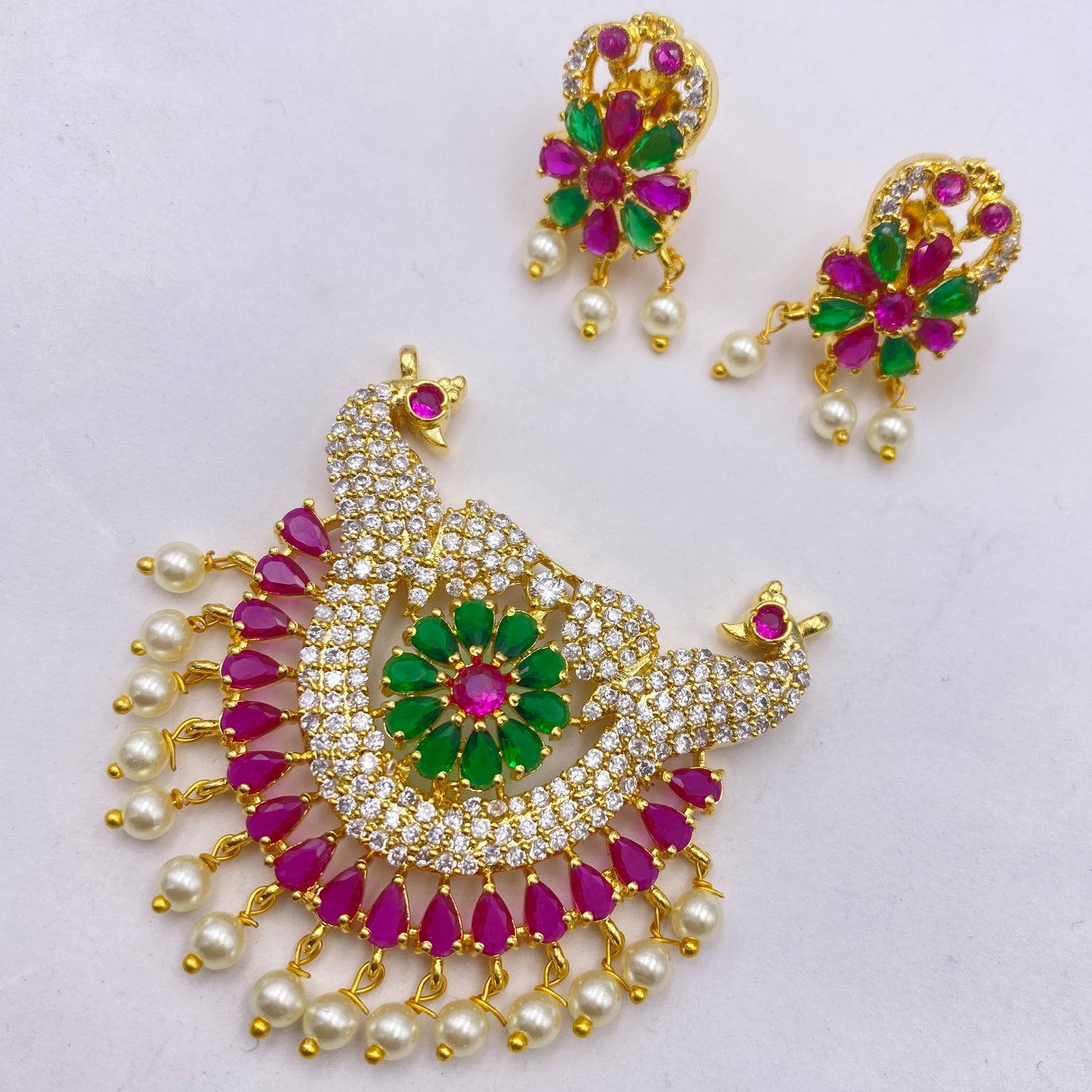 Elegant Tanmani Peacock Pendant Set - Exquisite Jewelry for Special Occasions