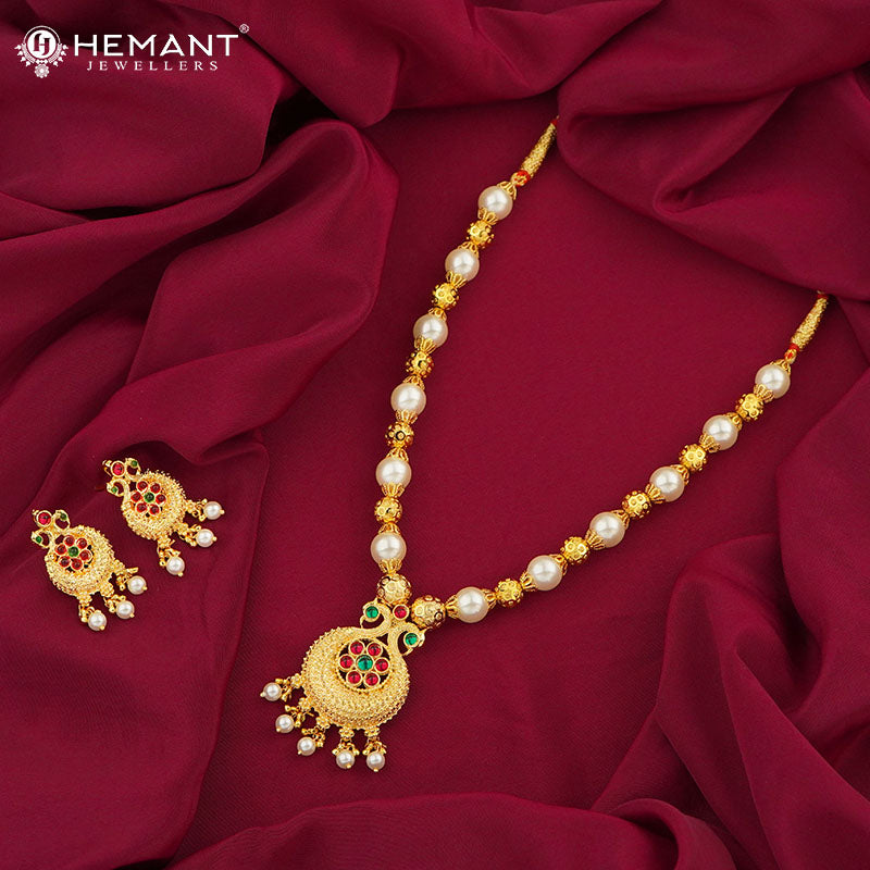 Moti Mala Copper Cap Peacock Pendant (with earring)