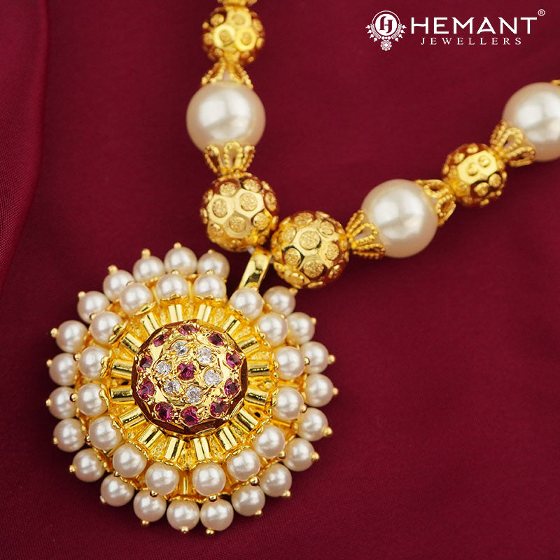 Moti Mala Copper Cap Rathachakra Pendant (with earring)