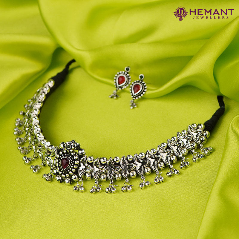 Traditional Maharashtrian Kolhapuri Gadi Thushi Belpan Silver (with earrings)