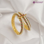 Traditional Maharashtrian Kolhapuri Kangan (Red Green) Moti Bangles