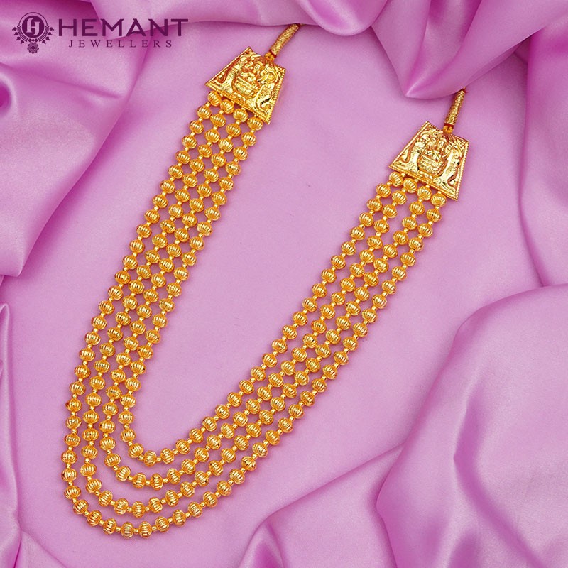 Buy PARNA Traditional Maharashtrian Jewellery Set: Gold Plated Kolhapuri  Saaj Tanmani Chinchpeti Pearls Moti Necklace For Women, Girls at Amazon.in