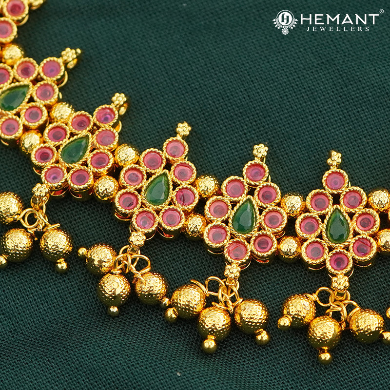 Traditional Maharashtrian Kolhapuri Peti Har 18 Panadi (with earrings)