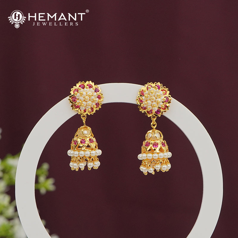 Traditional Maharashtrian Kolhapuri Pearl Tops/Earrings with Zumka - 3368