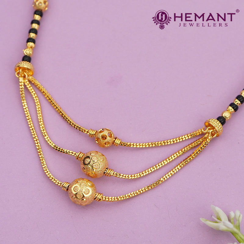 Forming Gold Maharashtrian Classic Black Beads 3 Step 18" Mangalsutra 3650