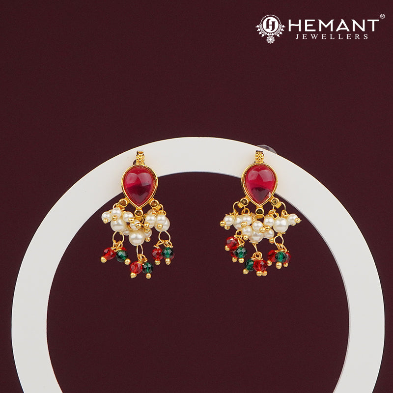 Red Drop Crystal and Pearl Cluster Earrings – 3715