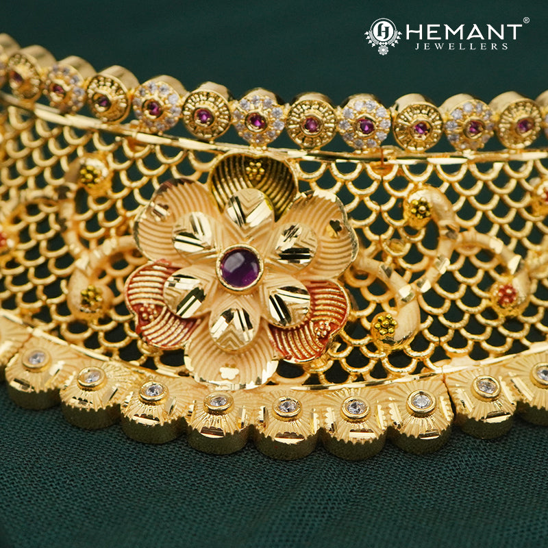 Traditional Forming Gold Choker Necklace Set with Floral Design and Dangling Accents