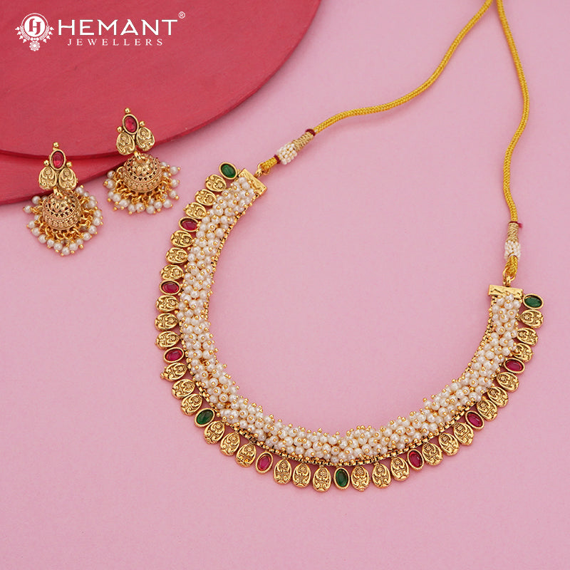 Antique Necklace 3922