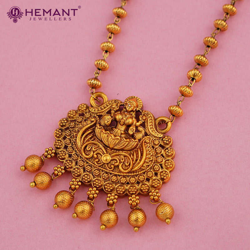 Antique Necklace 3932
