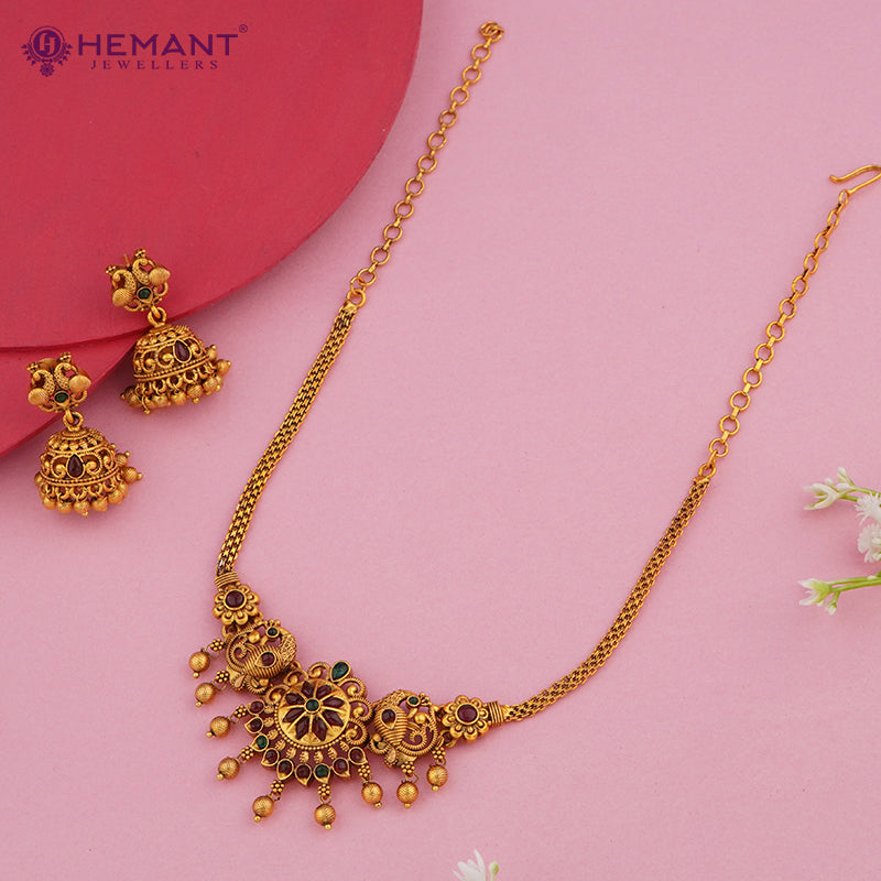Antique Necklace 3933