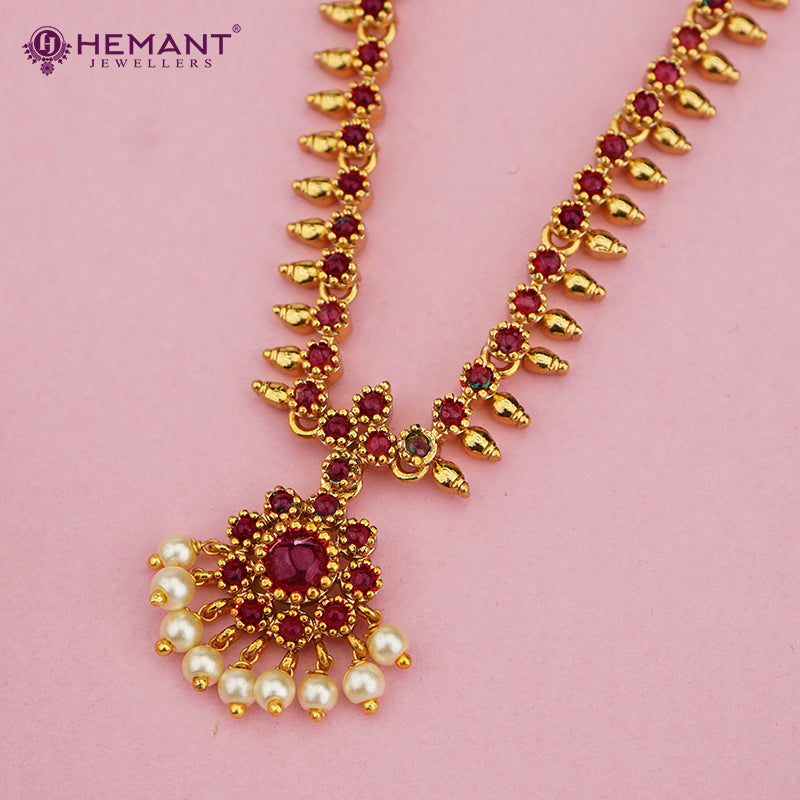 Antique-Finish Leaf Motif Necklace Set with Pearl Drops 3951,56,4023