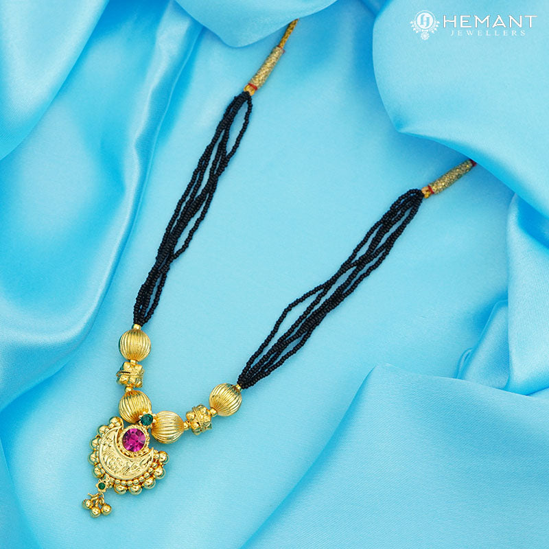 Traditional Maharashtrian Kolhapuri Mangalsutra Topra Mani Chand Medium