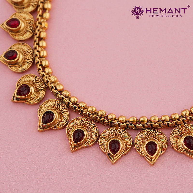 Antique Necklace 3974-77