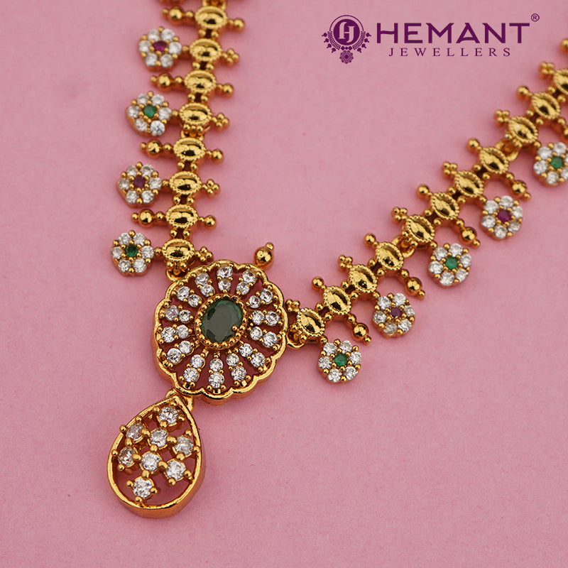 Antique Necklace 4009
