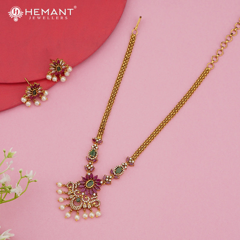 Antique Necklace 4011