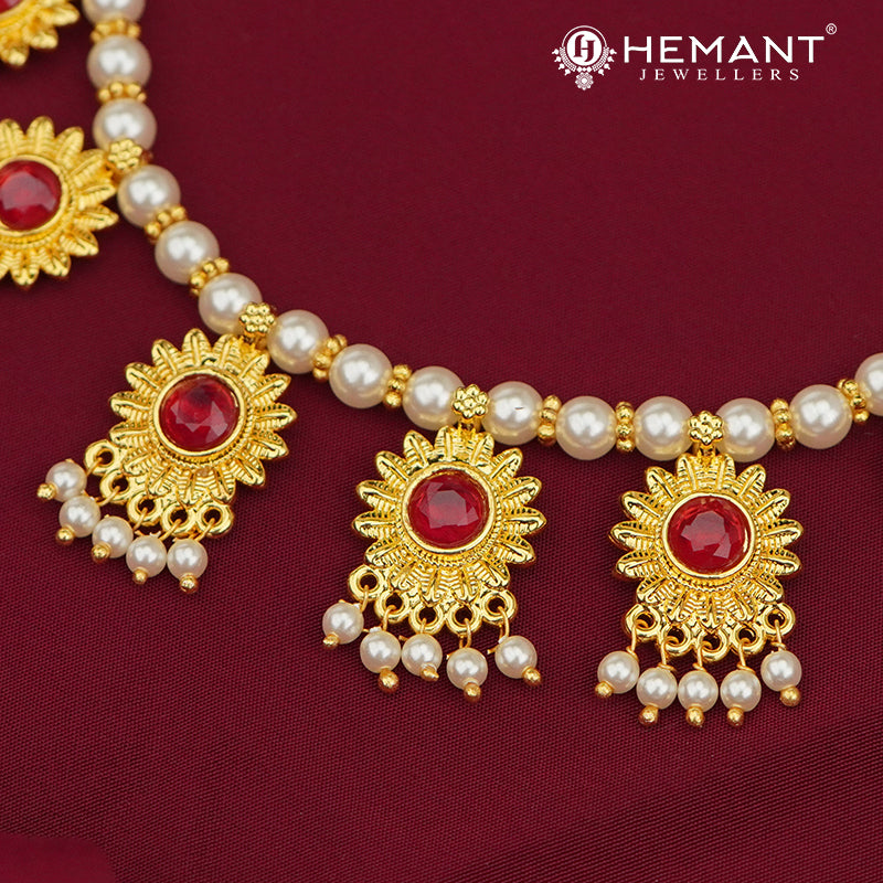 Traditional Maharashtrian Kolhapuri Moti Har 15 Surya 5 Naka (with Earrings)