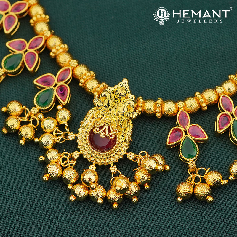 Traditional Maharashtrian Kolhapuri Peti Har 4 Paan Saj Laxmi (with earrings)