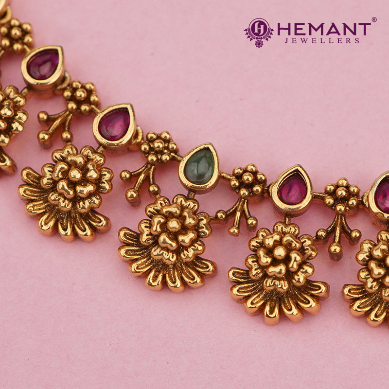 Antique Floral Necklace Set with Pear-Shaped Ruby-Green Stones – 4610