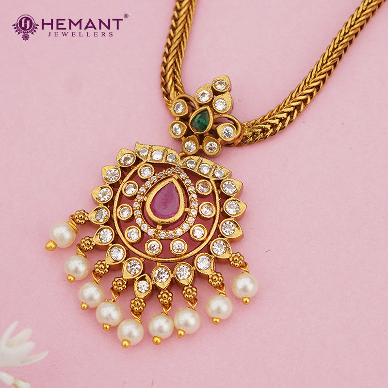 Antique Temple-Style Pendant Necklace Set with Pearl Drops – 4653