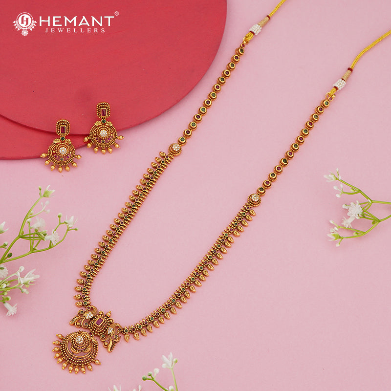 Antique Necklace 4660