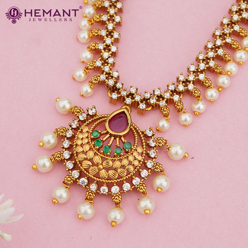 Chand Pendant Necklace Set with Pearl Drops