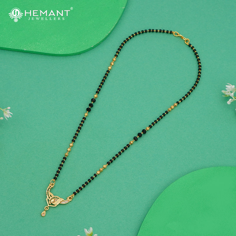 Designer Mangalsutra with Geometric Pendant - 4916