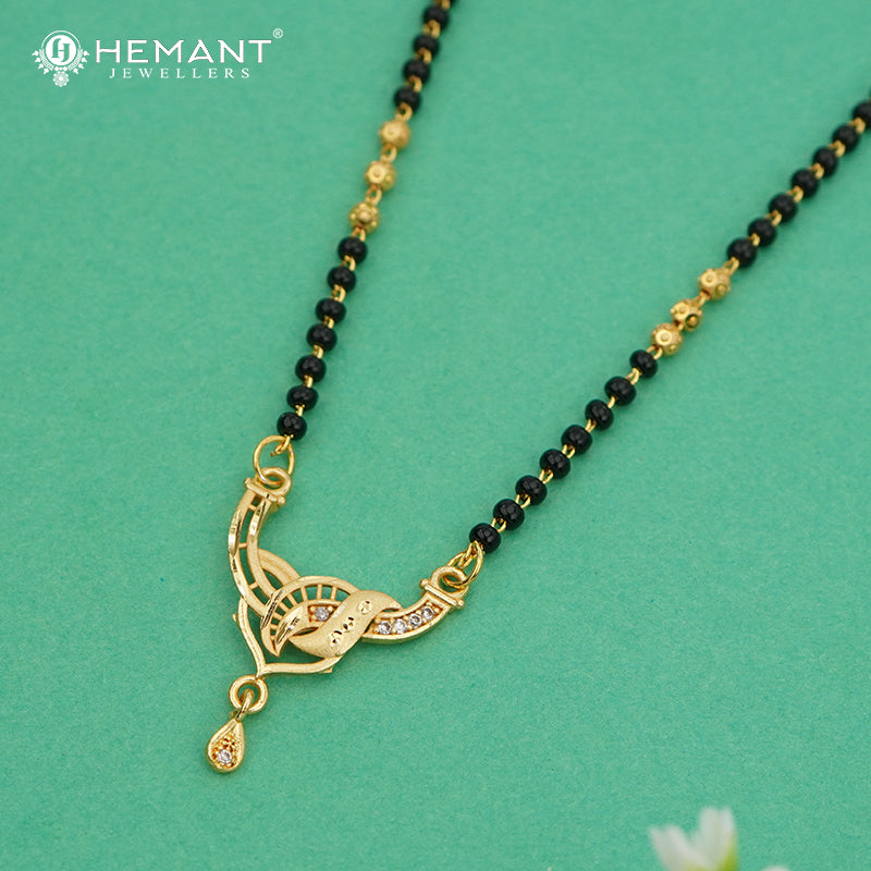 Designer Mangalsutra with Geometric Pendant - 4916