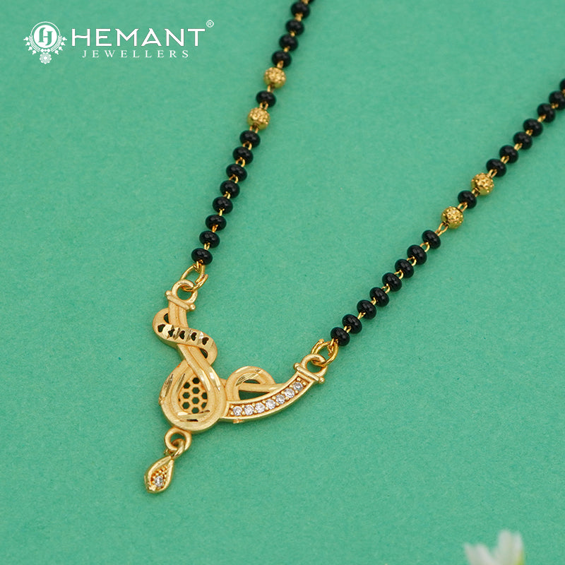 Designer Mangalsutra with Geometric Pendant - 4923