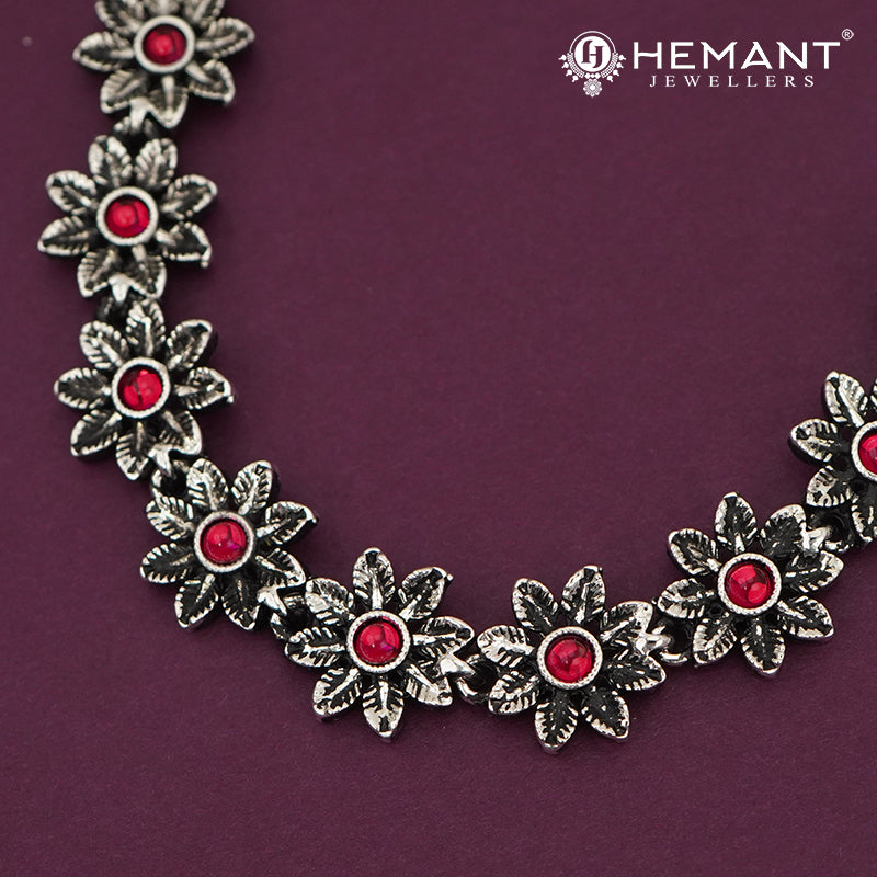 Traditional Maharashtrian Kolhapuri Oxidized Silver Bakuli Har Short I Line Stone (with earrings) - 5034