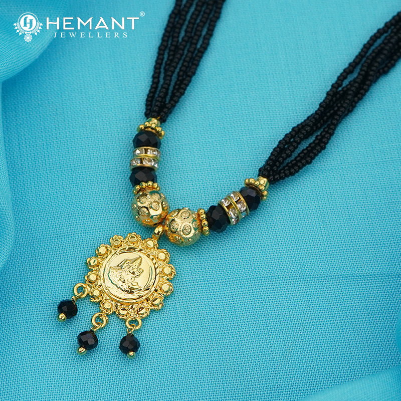 Traditional Maharashtrian Kolhapuri Mangalsutra Stone Ball Disco Laxmi Veni