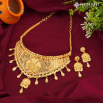 Traditional Forming Gold Choker Necklace Set with Floral Design and Dangling Accents 2